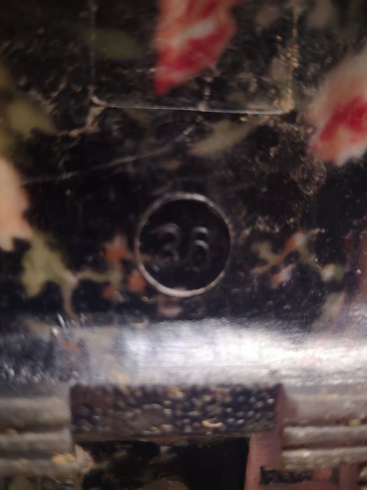 Vendo botas de água para menina.