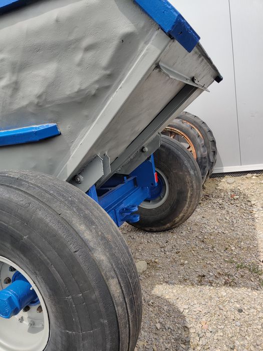 Przyczepa z kiprem koleba kolyba Przyczepa Budowlana