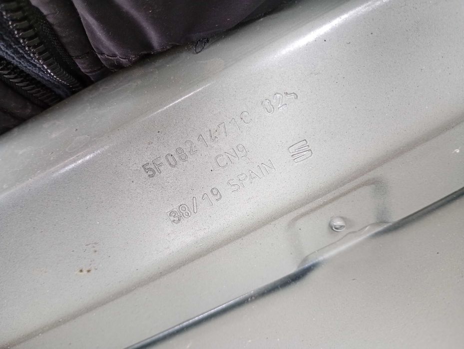 Błotnik lewy przód Seat Leon III 5F ŁADNY