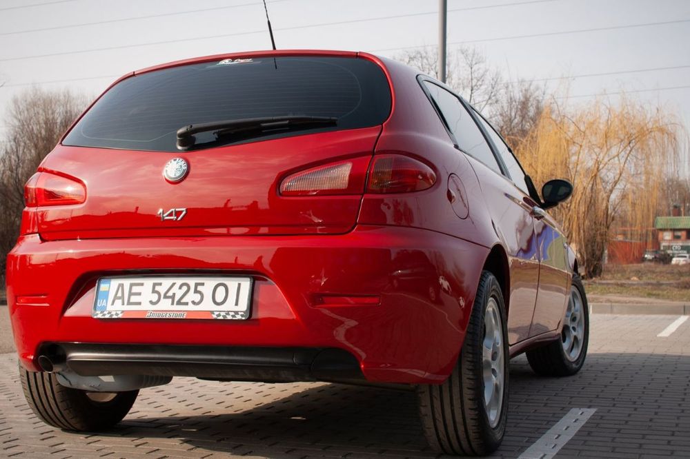Продам Альфа Ромео 147