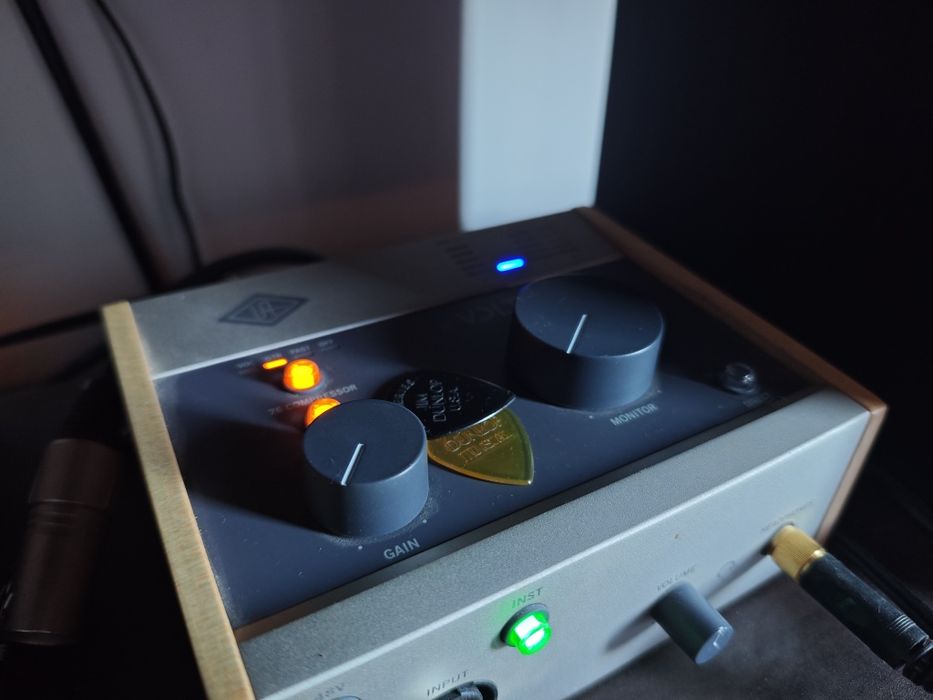 Interface Áudio Universal Audio Volt 176 USB