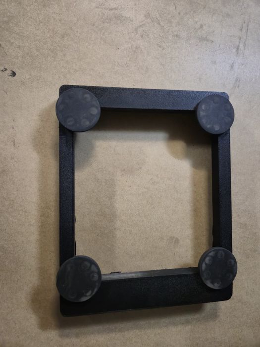 Магнитная рамка для антены мини старлинка для авто .