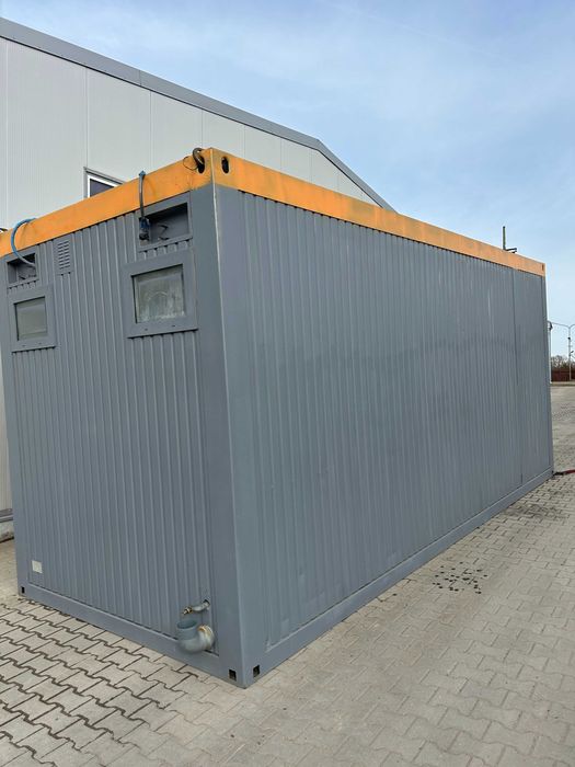 Kontener sanitarny z WC i umywalkami