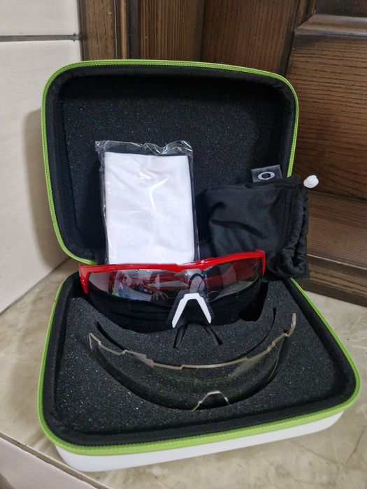 Продам велоочки KOO