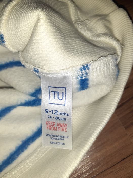 Bluza dresowa z kapturem jak nowa 74/80