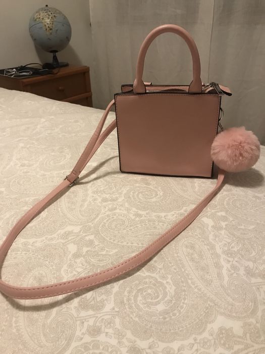 Mala Bershka Cor de Rosa