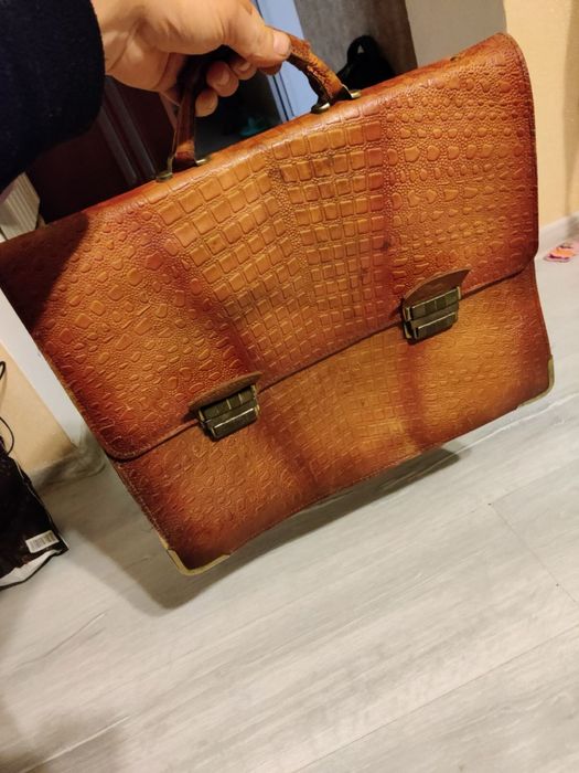 Кожанная мужская сумка