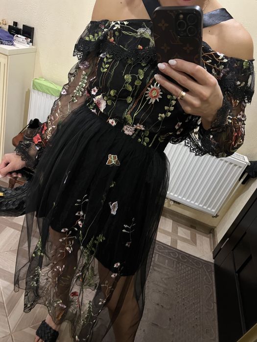 Костюм  спідниця і блуза вишивка