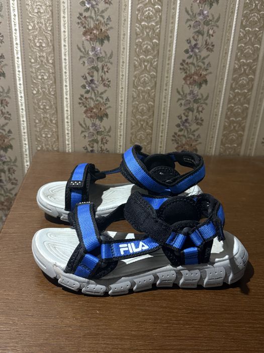 Босоніжки  сандалі Fila 34 розмір