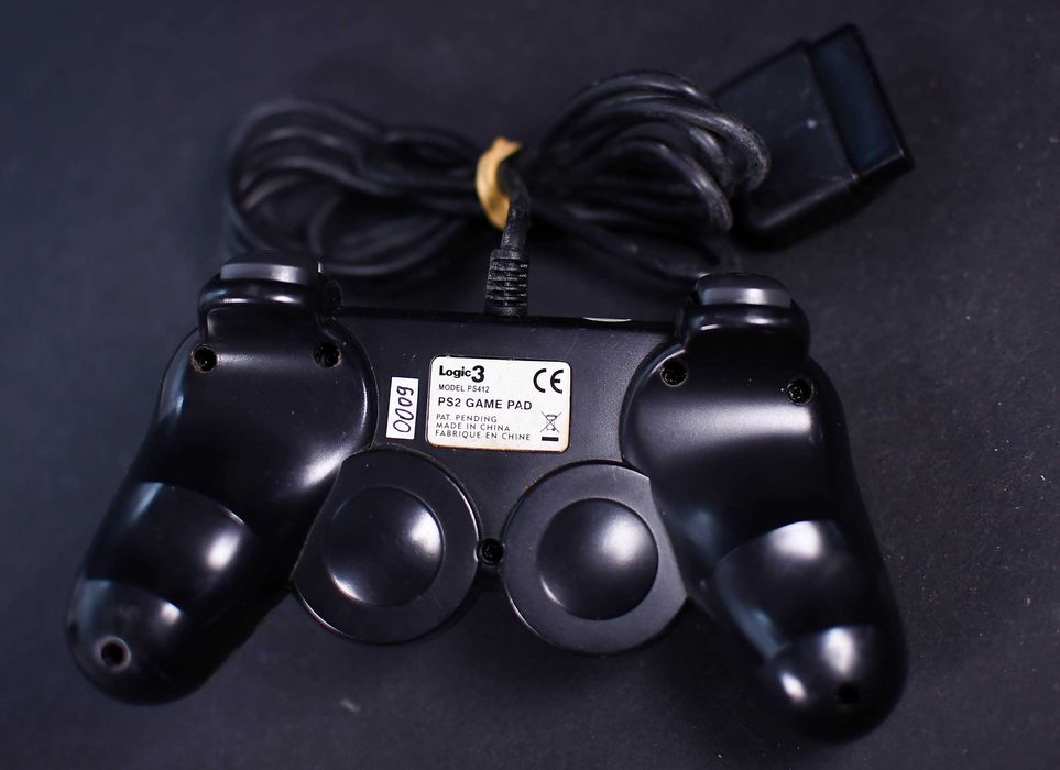 Pad do PS2 Zamiennik Logic 3  PS412 (Nr.0009)