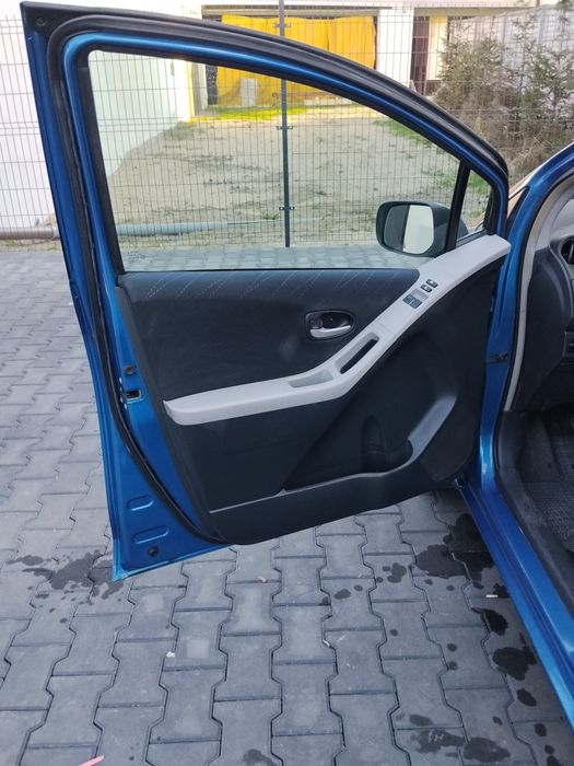 Sprzedaję samochód.