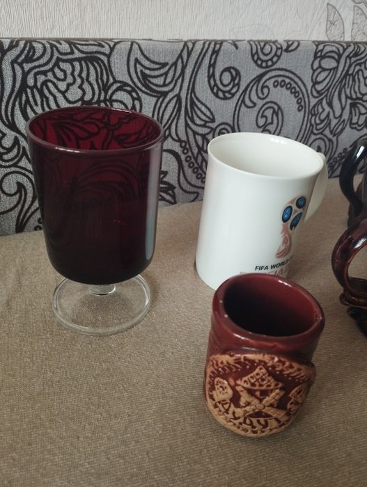 Кружки ,чашки ,стаканы ,бокал