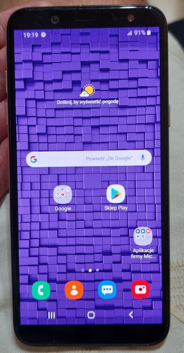 Sprzedam smartfon Samsung Galaxy A6