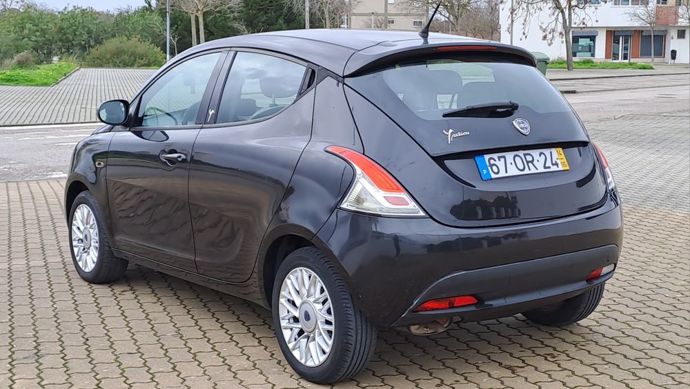 Lancia Ypslon 2014 com 139.000kms