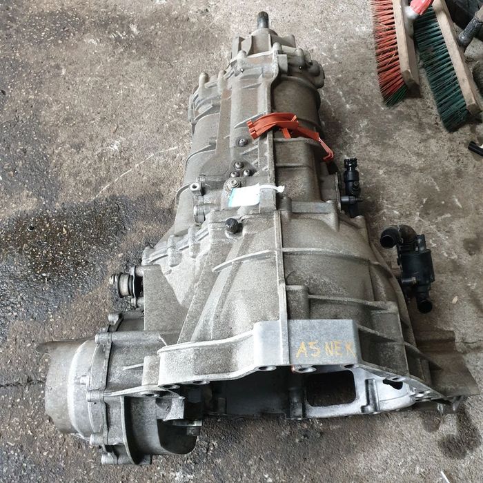 VW SKODA AUDI A5 8T 2.0 TDI SKRZYNIA BIEGOW NEK