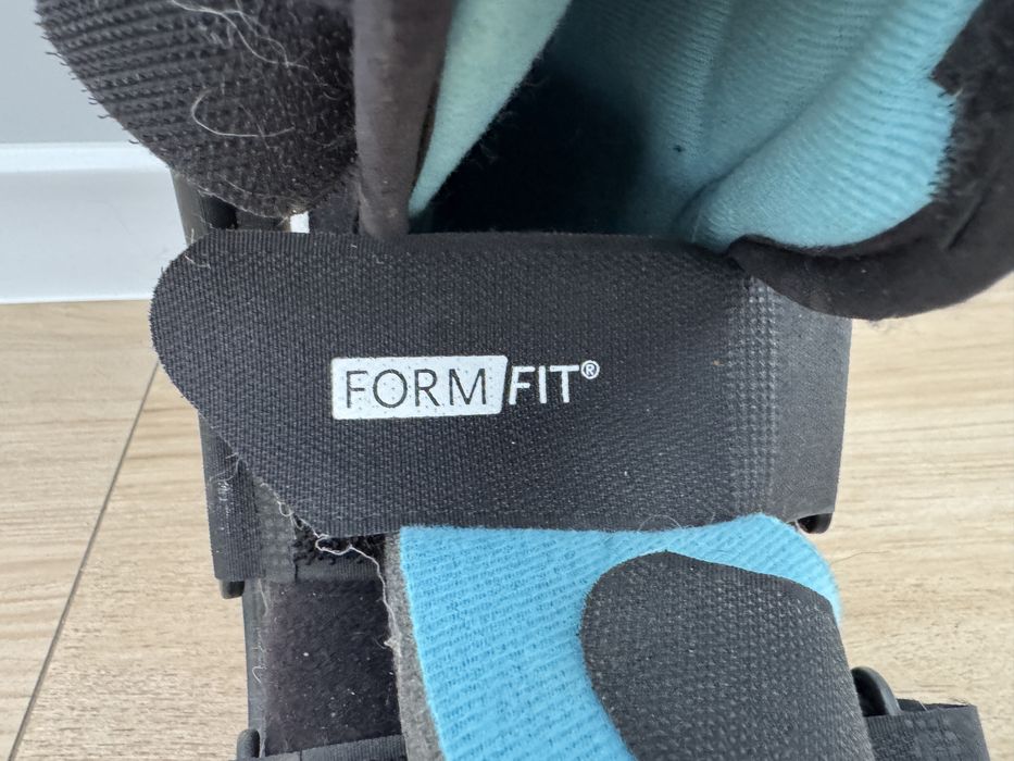Ossur FormFit Orteza sztywna na goleń i stopę zamiast gipsu