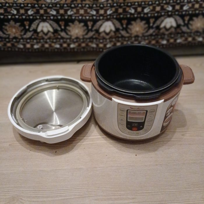 Мультиварка Мулинекс