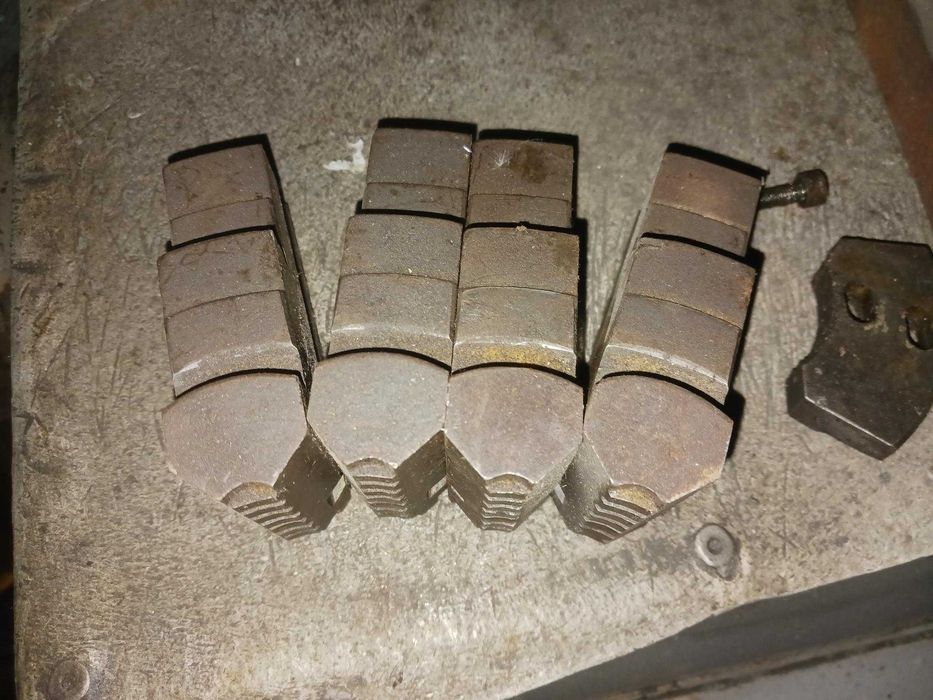 Torno Mecânico FFI 2 mt entre pontos