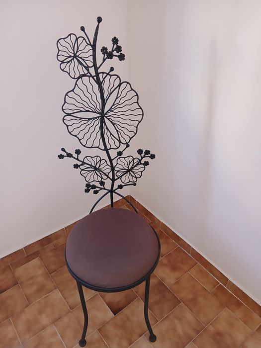 Banco Encosto Decorativo / Chair Decoration