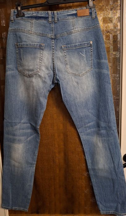 Spodnie damskie jeans