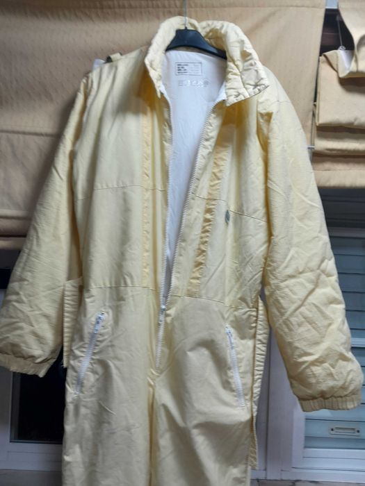 FATO DE NEVE DE SENHORA SEMI NOVO