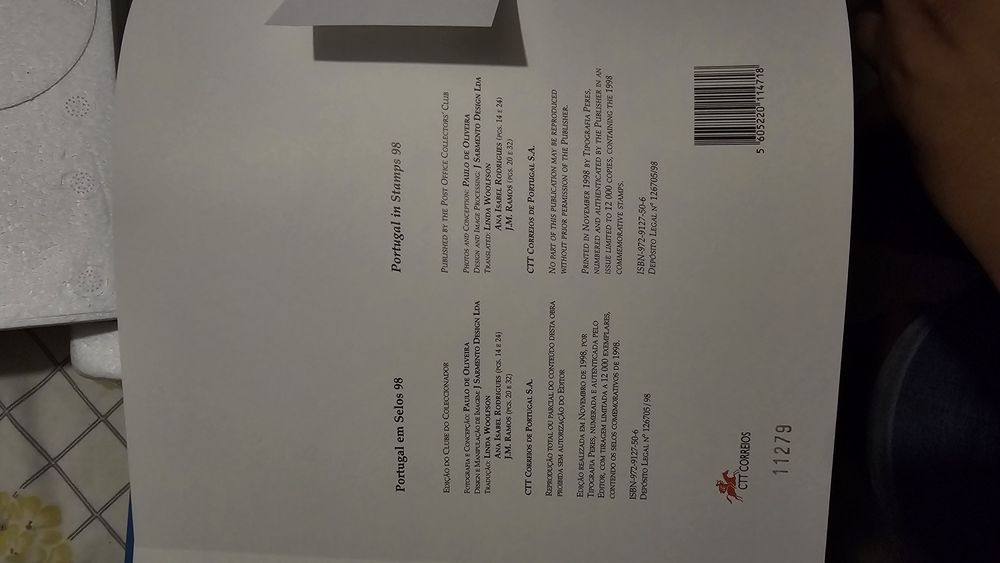 Livro "Portugal em Selos" completo - 1998