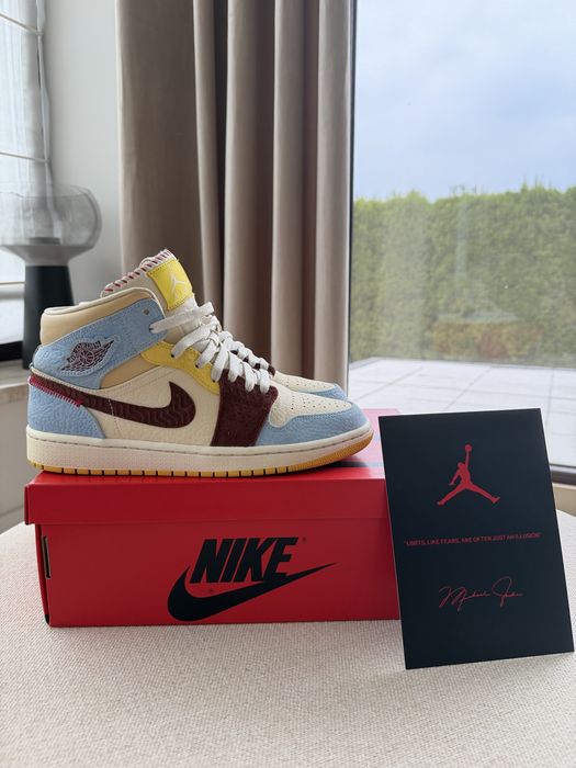 Nike Air Jordan 1 Mid Maison Chateau Rouge