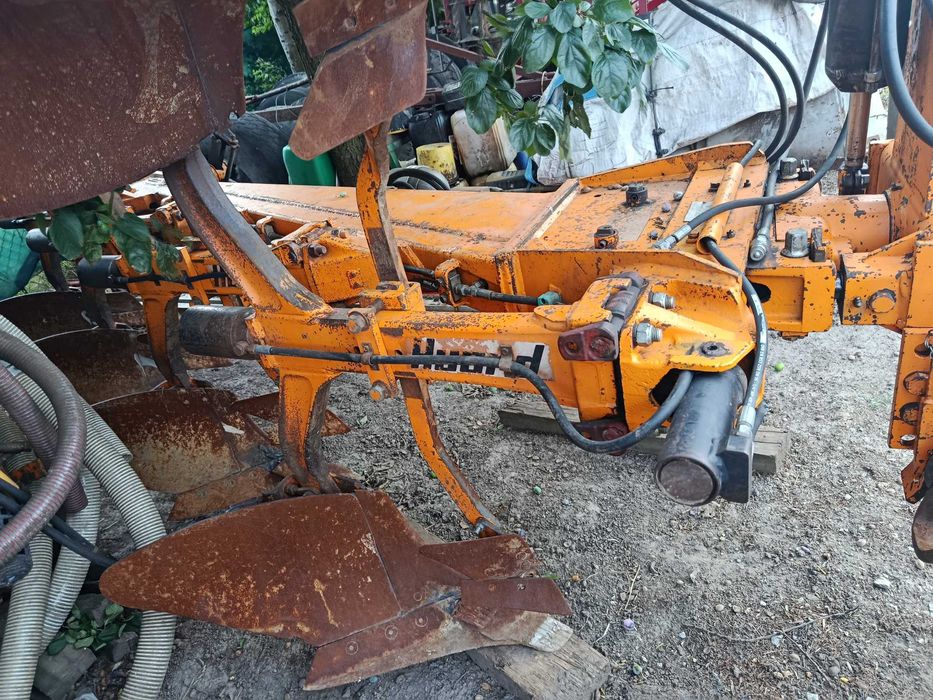Pług kuhn huard 4 plus