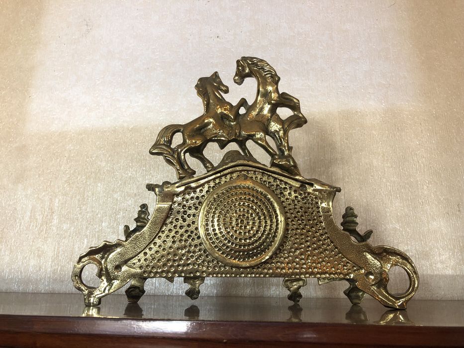 Relogio de mesa em Bronze ( Quatz )