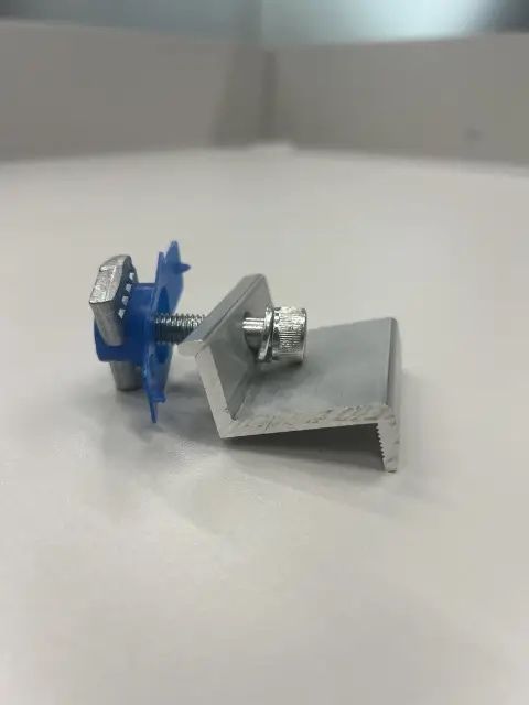 Комплект бокового кріплення для монтажу сонячних панелей