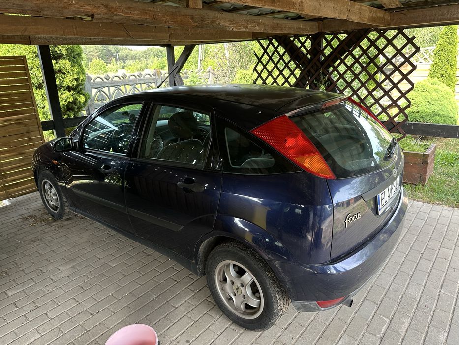 Sprzedam Forda  1,4 Benzyna