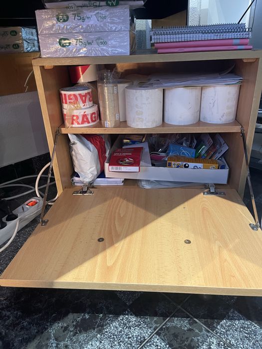 Movel apoio a escritorio