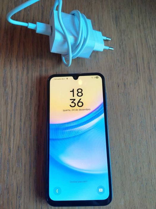 Samsung Galaxy A15 4gb, 128gb, android 16, como novo