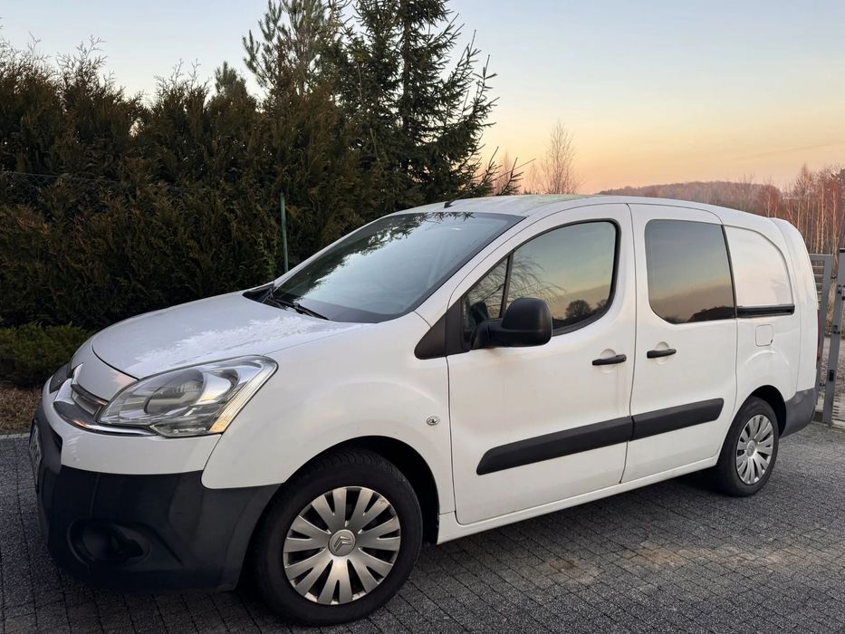 Citroën Berlingo Citroen Berlingo, 2015 r; 1.6 diesel, przebieg 340tys km,18 tys zł,