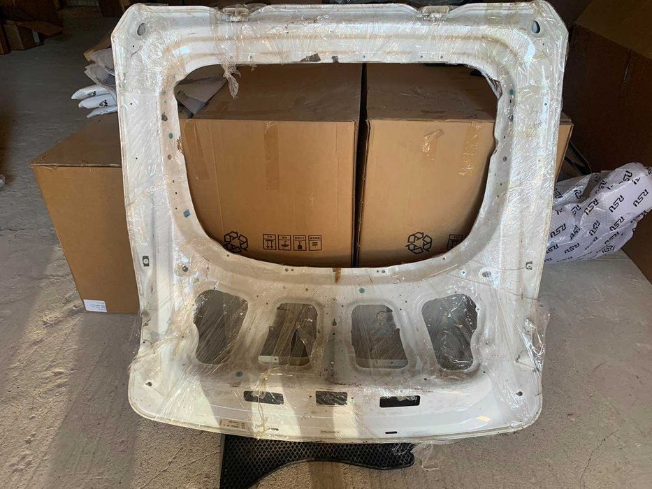 Tesla model S Крышка багажника 2012-2020 1023722-E0-A