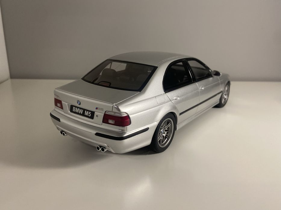 Sprzedam model 1:18 BMW M5 e39 OTTO