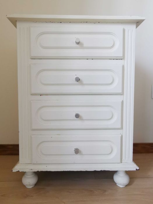 Mesinhas de cabeceira 'vintage' em castanho