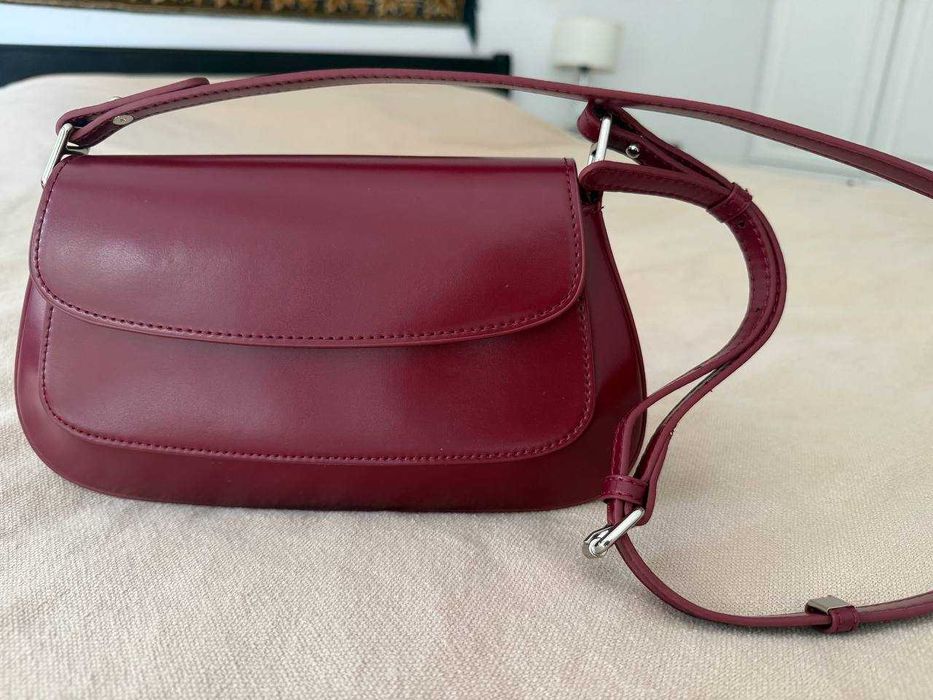 Torba w kolorze burgundowym w idealnym stanie