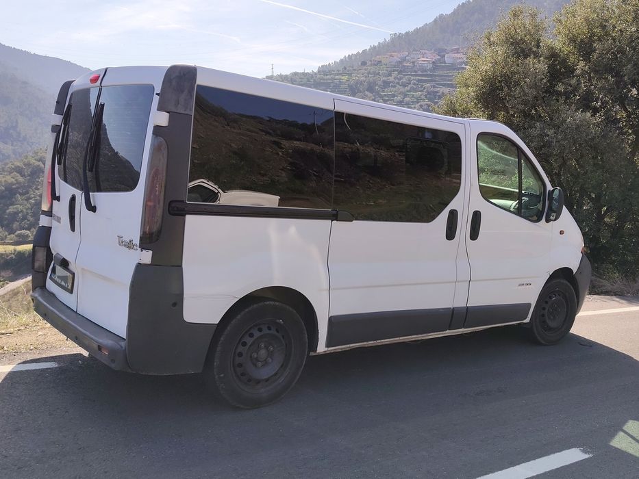 Renault Trafic 9 lugares