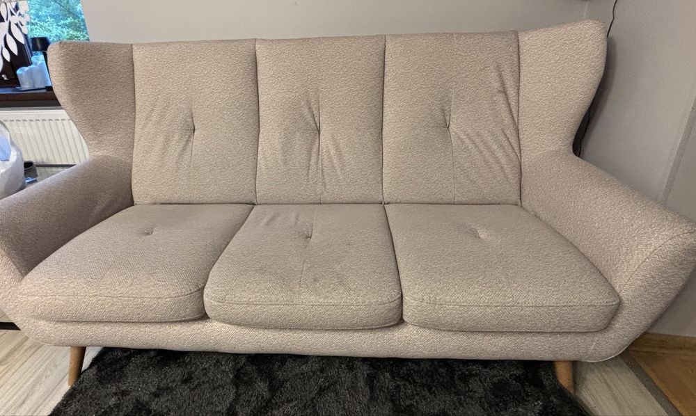 Sofa Uszak, fotel kremowe