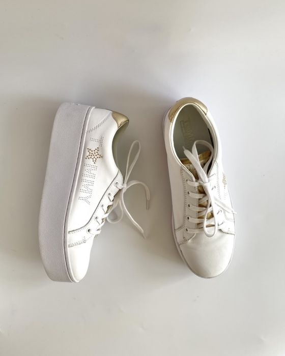 Białe skórzane sneakersy na platformie Tommy Hilfiger rozmiar 39