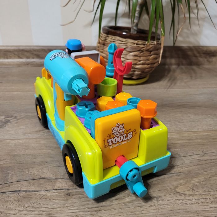 Музыкальная машинка-конструктор с инструментами  (789)