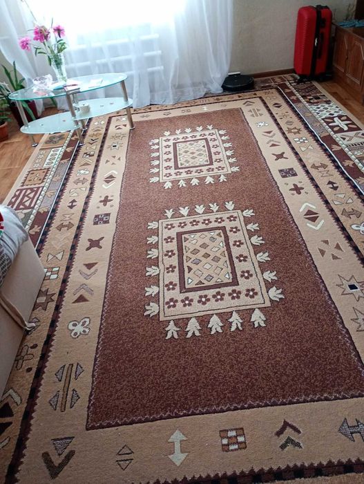 Продається килим