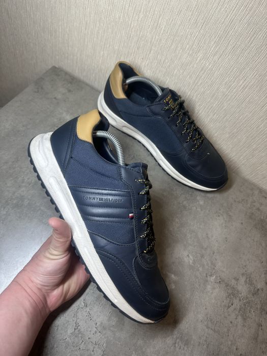 Оригінал ! Кросівки Tommy Hilfiger моделі Massimo, розмір 43(28,5 см)