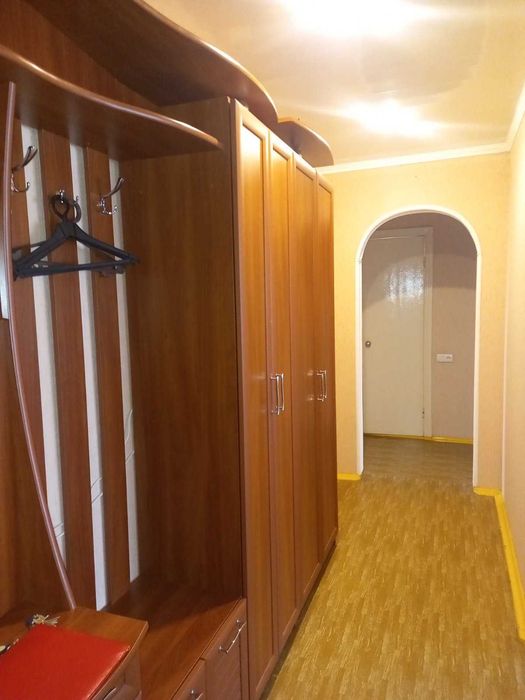 Продается 3-комнатная квартира на Лесном.