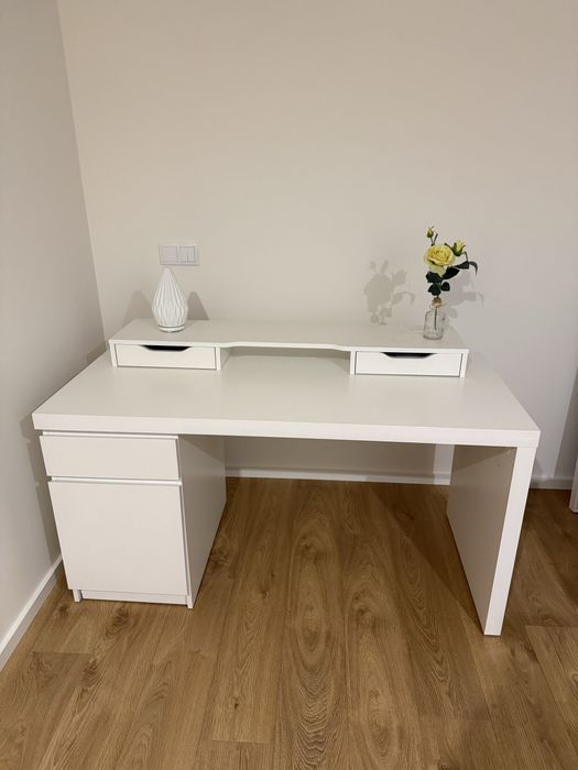 Secretaria Ikea,Malm