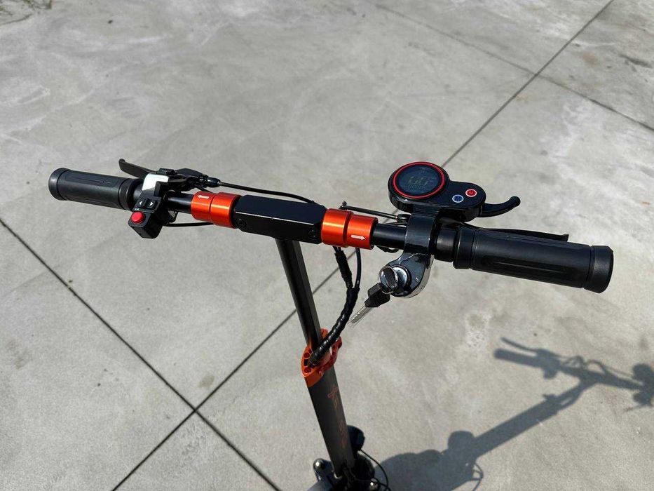 Электросамокат /  Швидкий Електросамокат X-BOOST-оо1 48V*15AH 800W