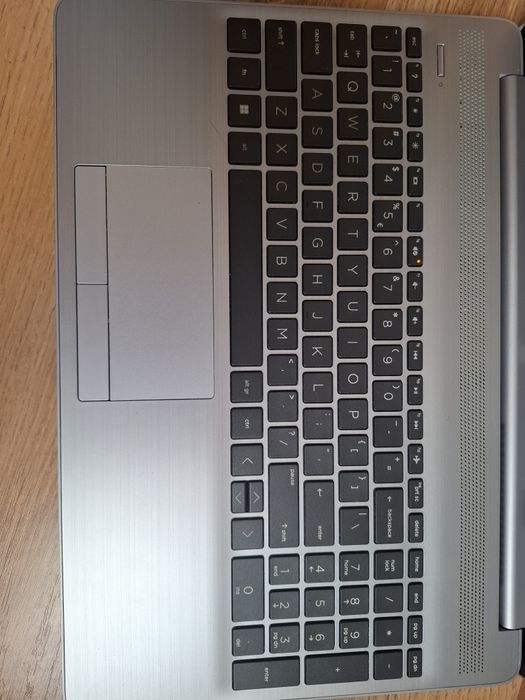 Laptop hp 255 g9