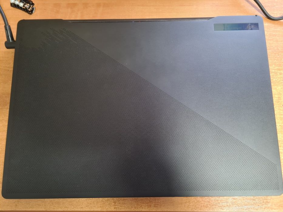 ASUS ROG Zephyrus M16 GU604VI i9-13900H RTX4070 6Gb, RAM 32GB, SSD 1TB