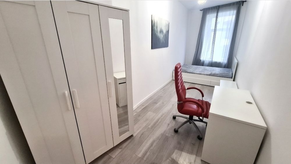 Dwupokojowe w centrum z osobną kuchnią